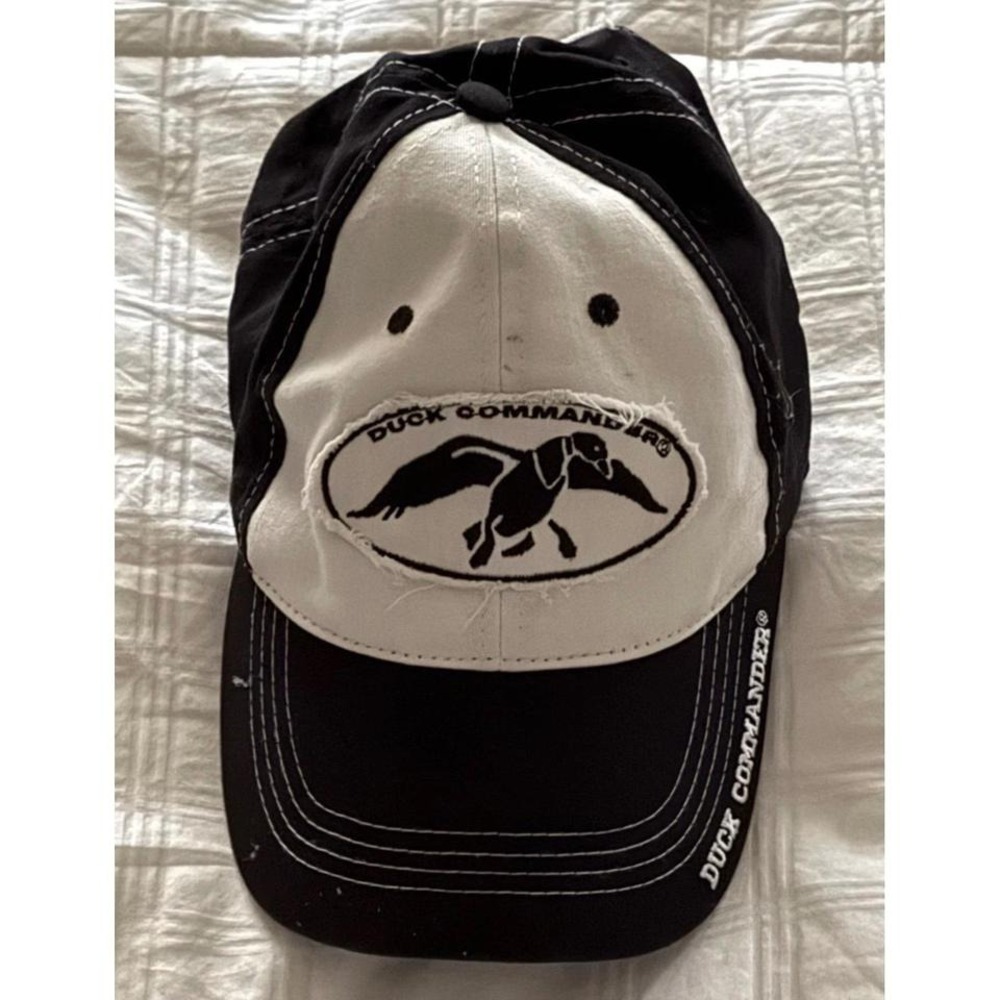Duck Commander Hat Cap Black White Distressed Adjustable Hunting Arise Kill‎ Eat